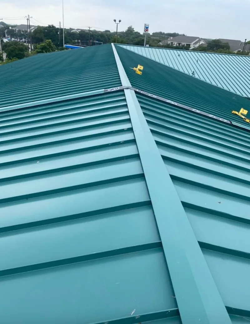 Green commercial metal roof ridge and valley for Metal Roof Repair in Palm Tree